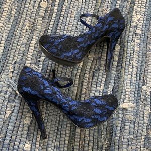 Platform high heels 7.5 preowned